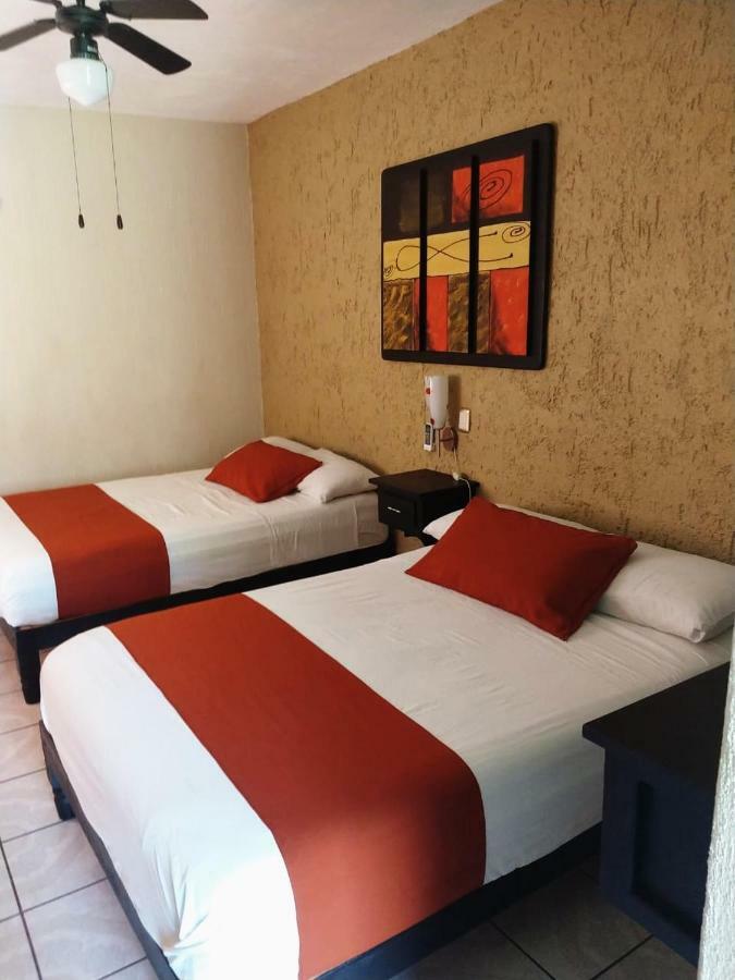 Hotel Brambila Union de Tula Екстериор снимка