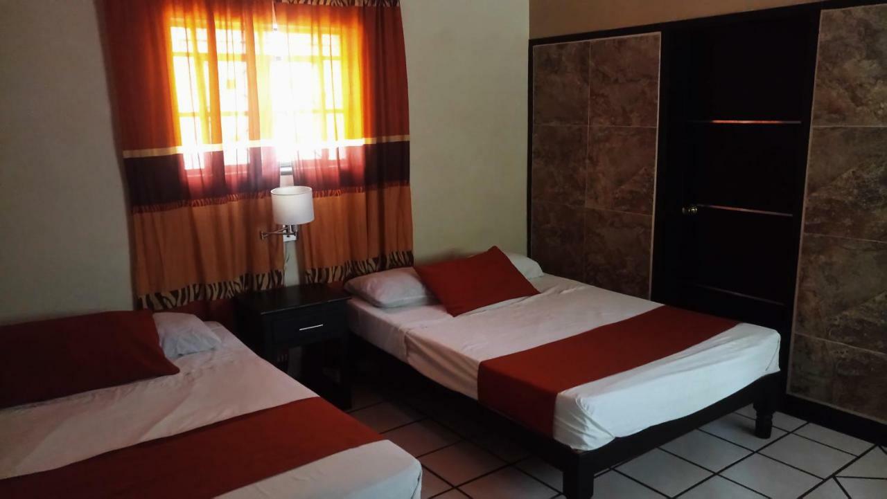 Hotel Brambila Union de Tula Екстериор снимка