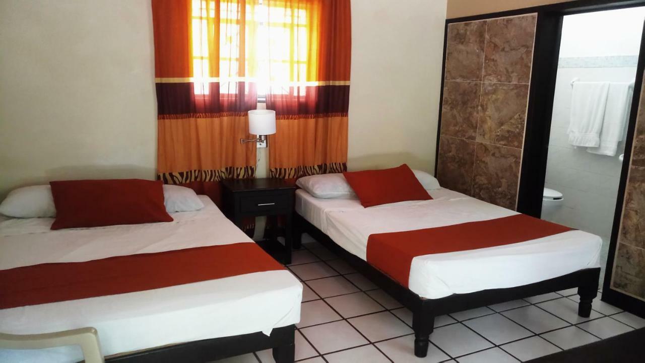 Hotel Brambila Union de Tula Екстериор снимка
